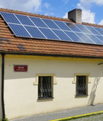 Fotovoltaiku má desetina Čechů, polovina z nich s ní už řešila problém